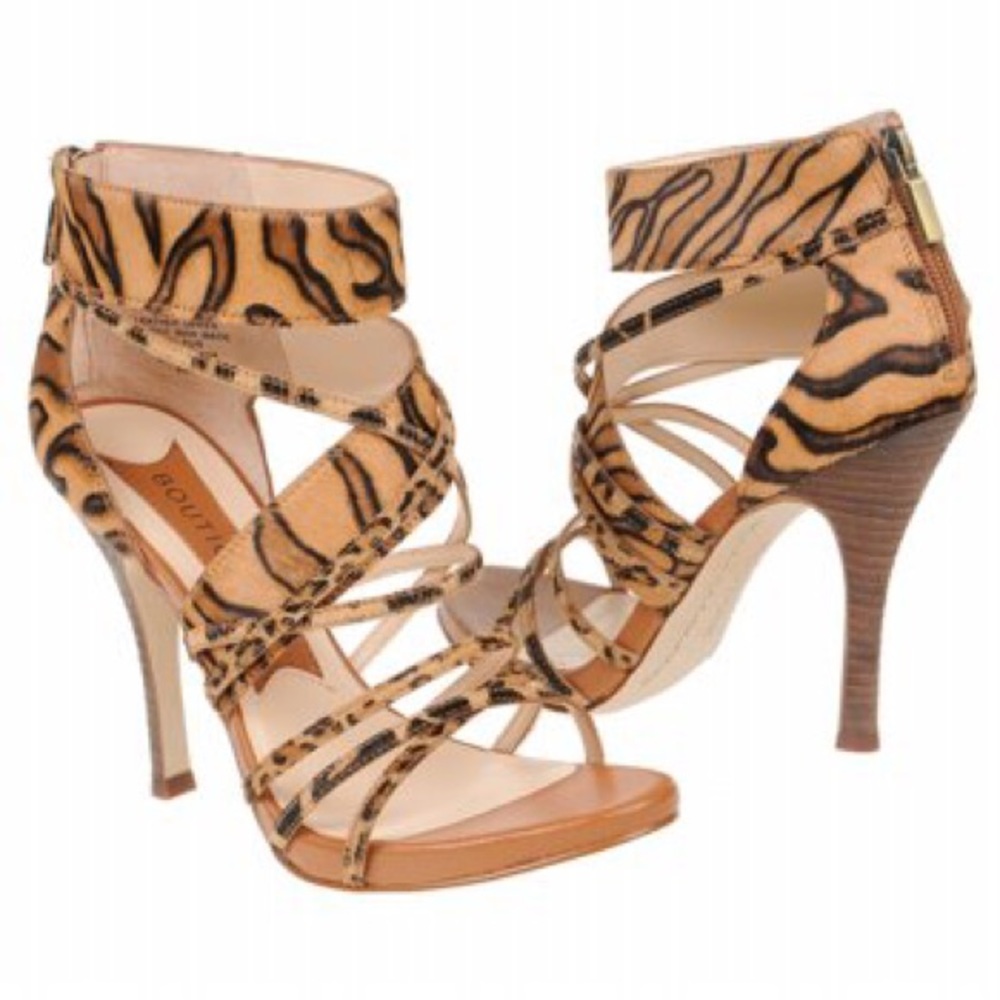 Boutique 9 Juvile Sandal - like new